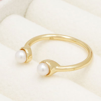 pearl engagement rings women