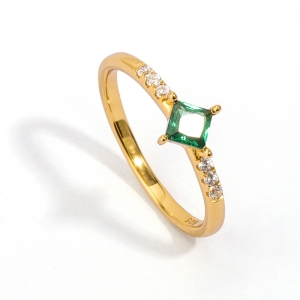 الأميرة قص خاتم الزركون الأخضر