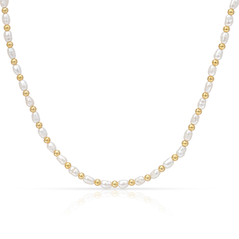 gold necklace with pearl beads