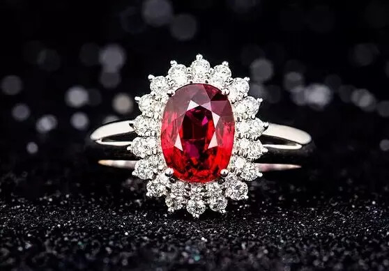 كيف تميز الماس الأحمر وروبي